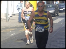 Arnaud au passage du semi-marathon ...