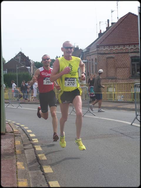 rien ne bouge en tte de course ...