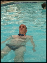 Guy Nol dj dans le bain des 100 Km ...