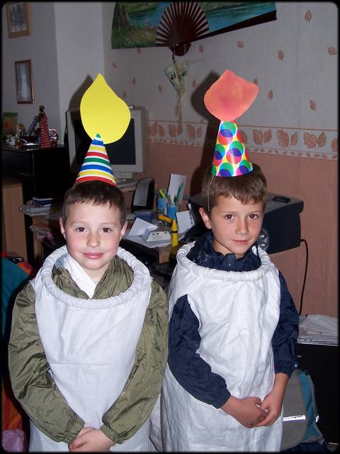 2 petites bougies marquettoises ...