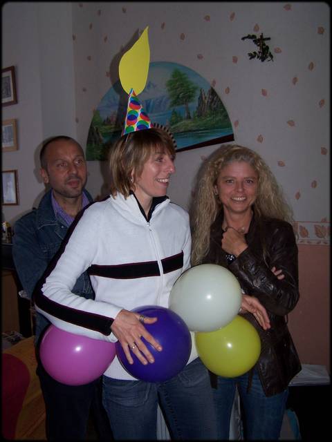 Frank, Carole & Anne se prparent  la fte ...