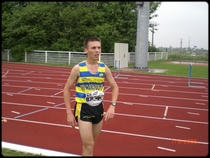 Florian vient de terminer son 300 m ...