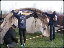 le montage de la tente ...