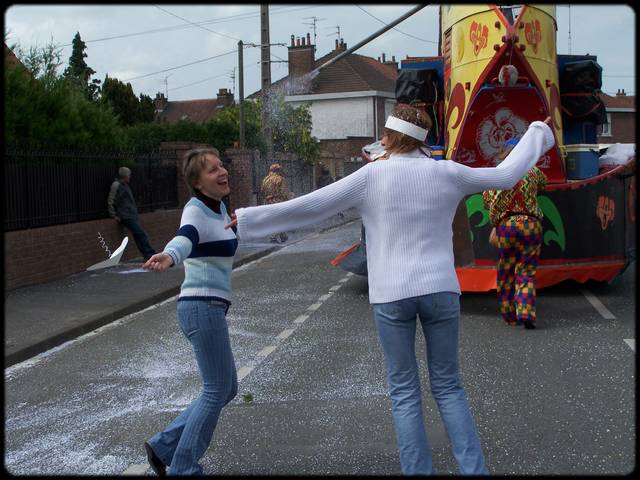Carole & Gwen font le spectacle ...
