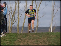 Vincent Dedes ngocie la butte difficile du parcours ...