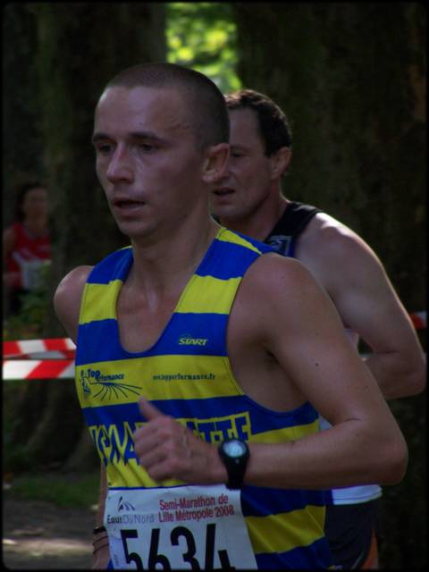 Olivier Petit et le passage au 5me Km ...