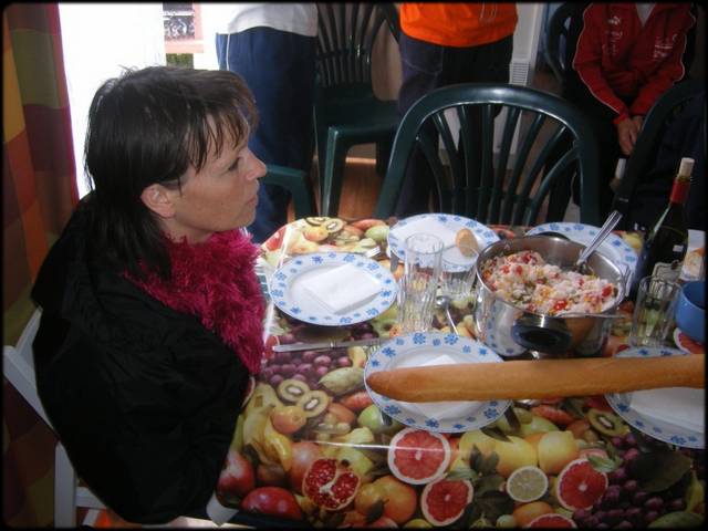 Sandrine a une petite faim ...