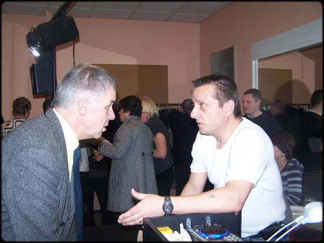 les dernires directives au DJ ...